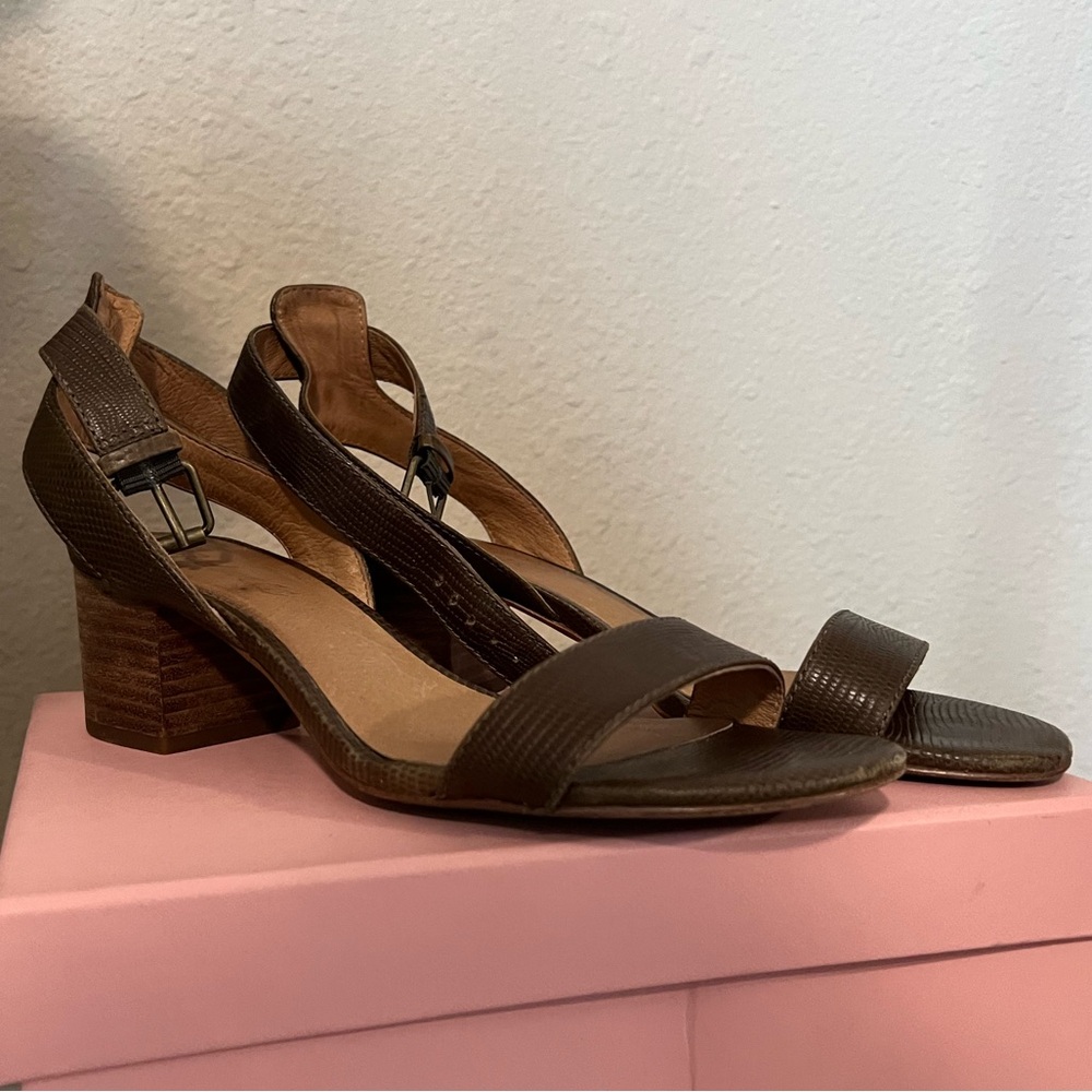 Madewell Olive ankle strap block heel sandal